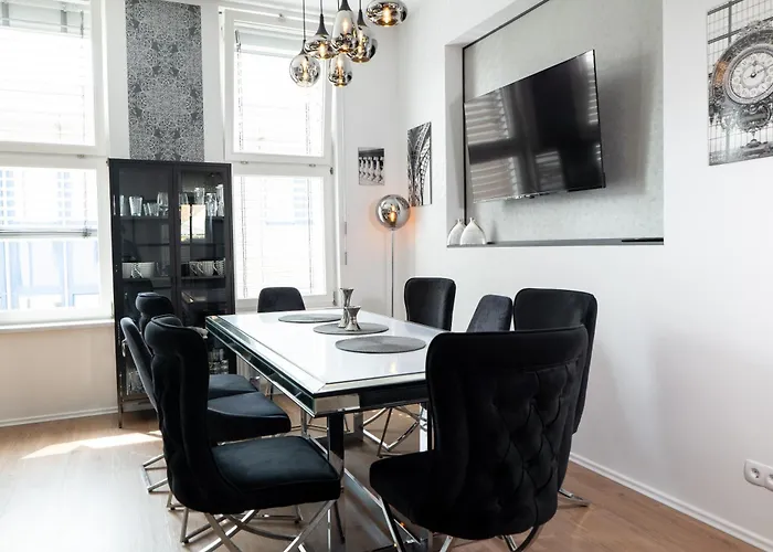 Grosszuegiges Fuer Gruppen Im Zentrum Von